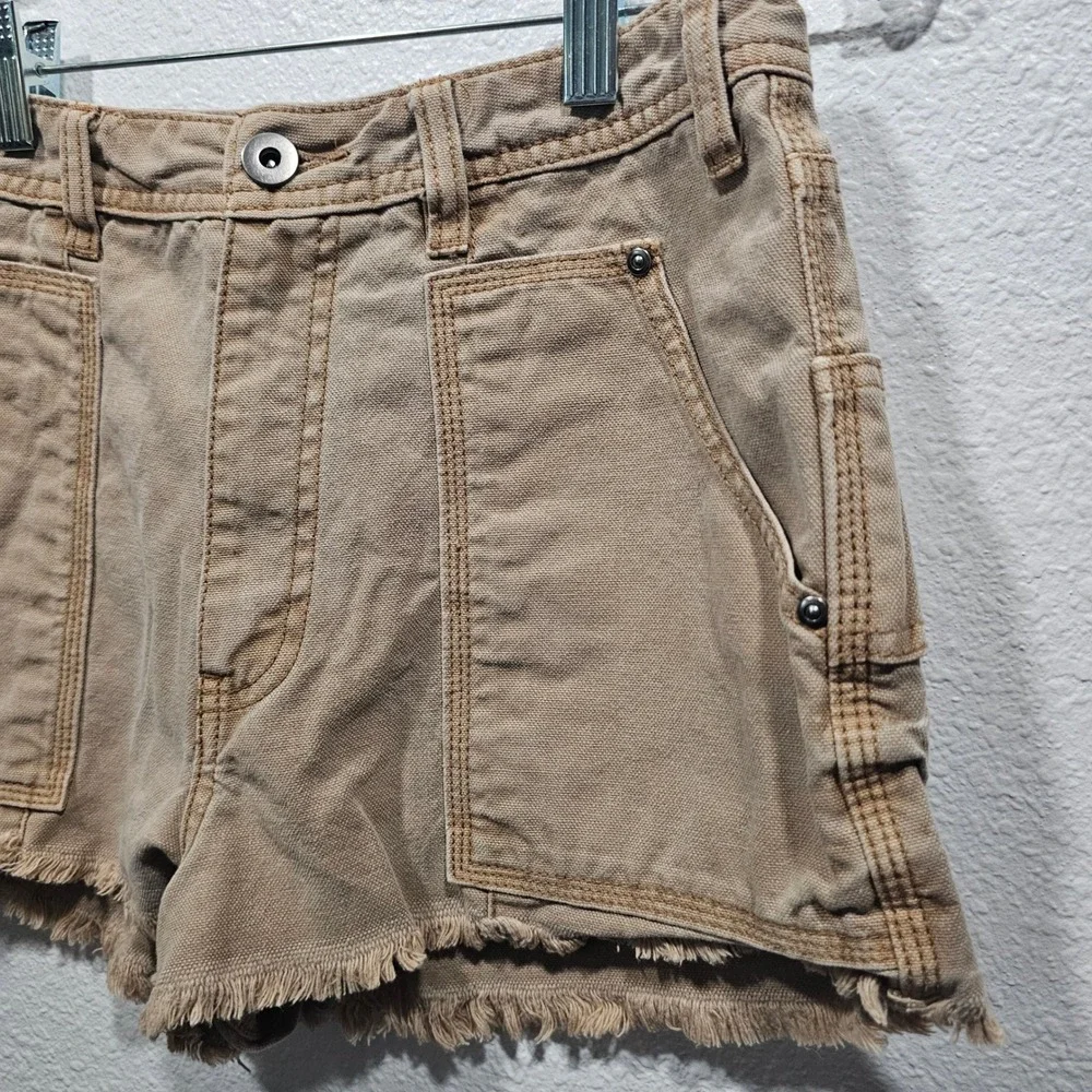 Free‎ People Tan Canvas Carpenter Utility Shorts Frayed Hem Khaki Womens 6